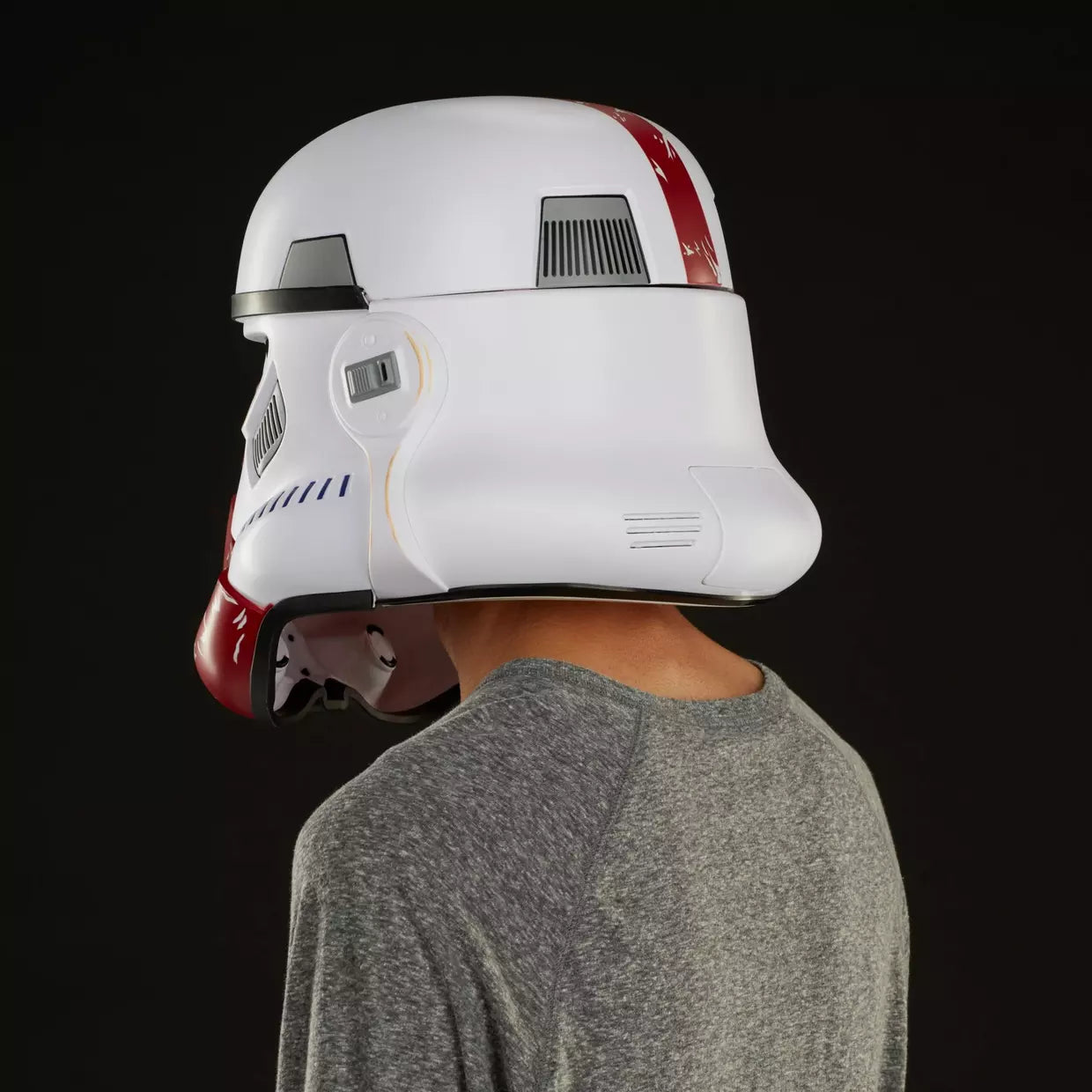 Hasbro - Star Wars - The Black Series - Incinerator Stormtrooper Electronic Helmet