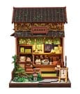 Kit di costruzione casa in miniatura Kanmi-dokoro Kurihara CuteBee 19 x 15 cm