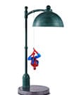 Lampada da Tavolo Marvel Spider-Man appeso al Lampione, 40 cm, Ukonic