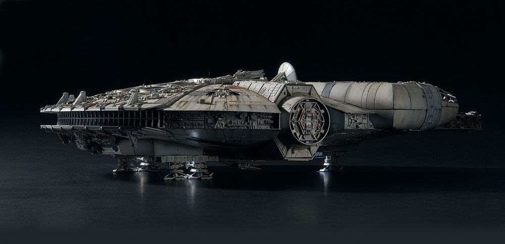 Star Wars Episodio IV Perfect Grade Modellino in Plastica 1/72 Millennium Falcon 48 cm Bandai