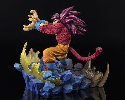 Statua in PVC Marshall Super Saiyan 4 Son Goku Daima - FiguartsZERO Extra Battle Dragon Ball Daima di Bandai Tamashii Nations