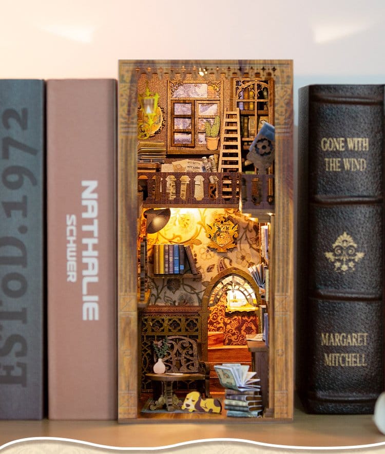 CuteBee Eternal Bookstore Book Nook - Kit Modellismo 3D in Legno 23x11 cm