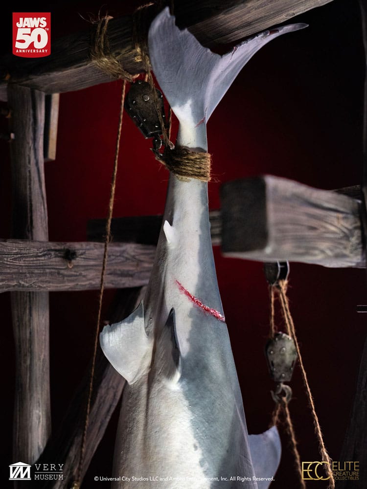 Jaws Squalo Appeso Maquette 1/12 76 cm - Statua da Collezione Elite Creature Collectibles