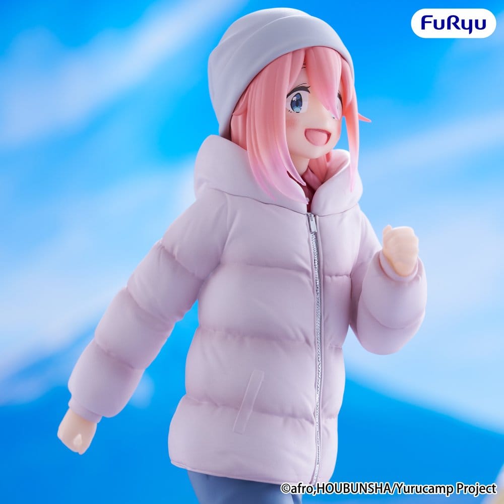 Statua PVC Nadeshiko Kagamihara 20 cm - Laid-Back Camp Stagione 3 - Furyu