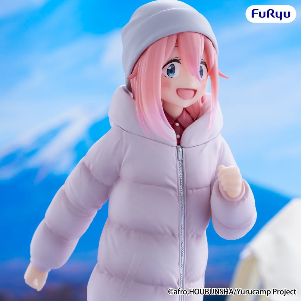 Statua PVC Nadeshiko Kagamihara 20 cm - Laid-Back Camp Stagione 3 - Furyu