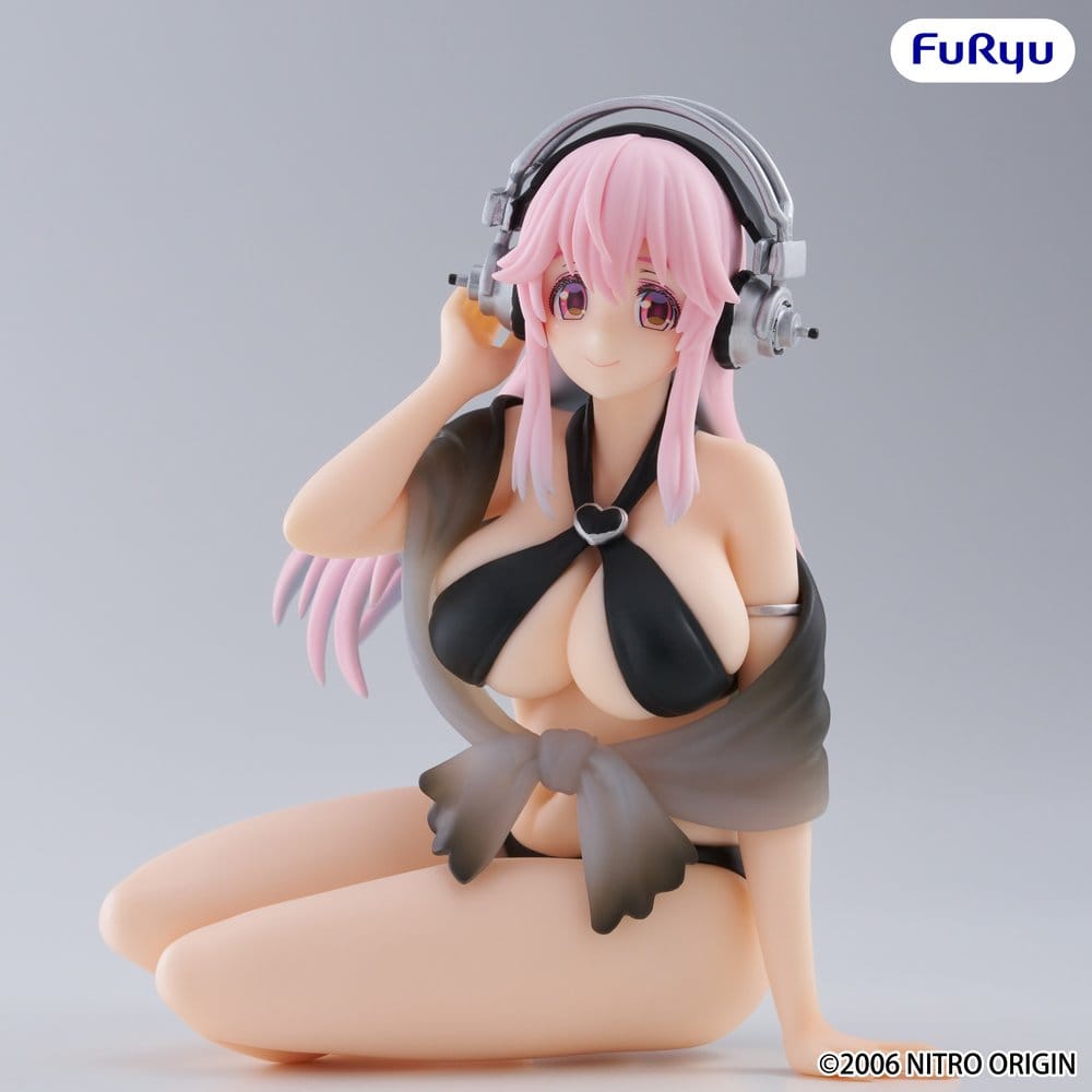 Statua in PVC Super Sonico Noodle Stopper Costume da Bagno Nero 10 cm Furyu