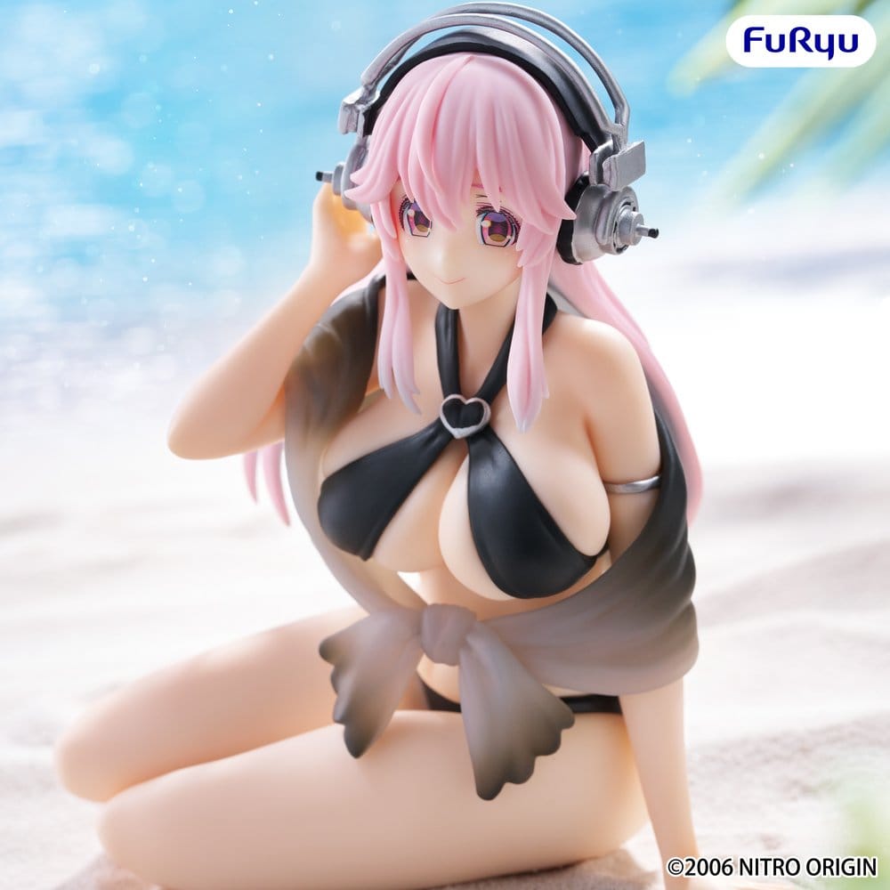 Statua in PVC Super Sonico Noodle Stopper Costume da Bagno Nero 10 cm Furyu