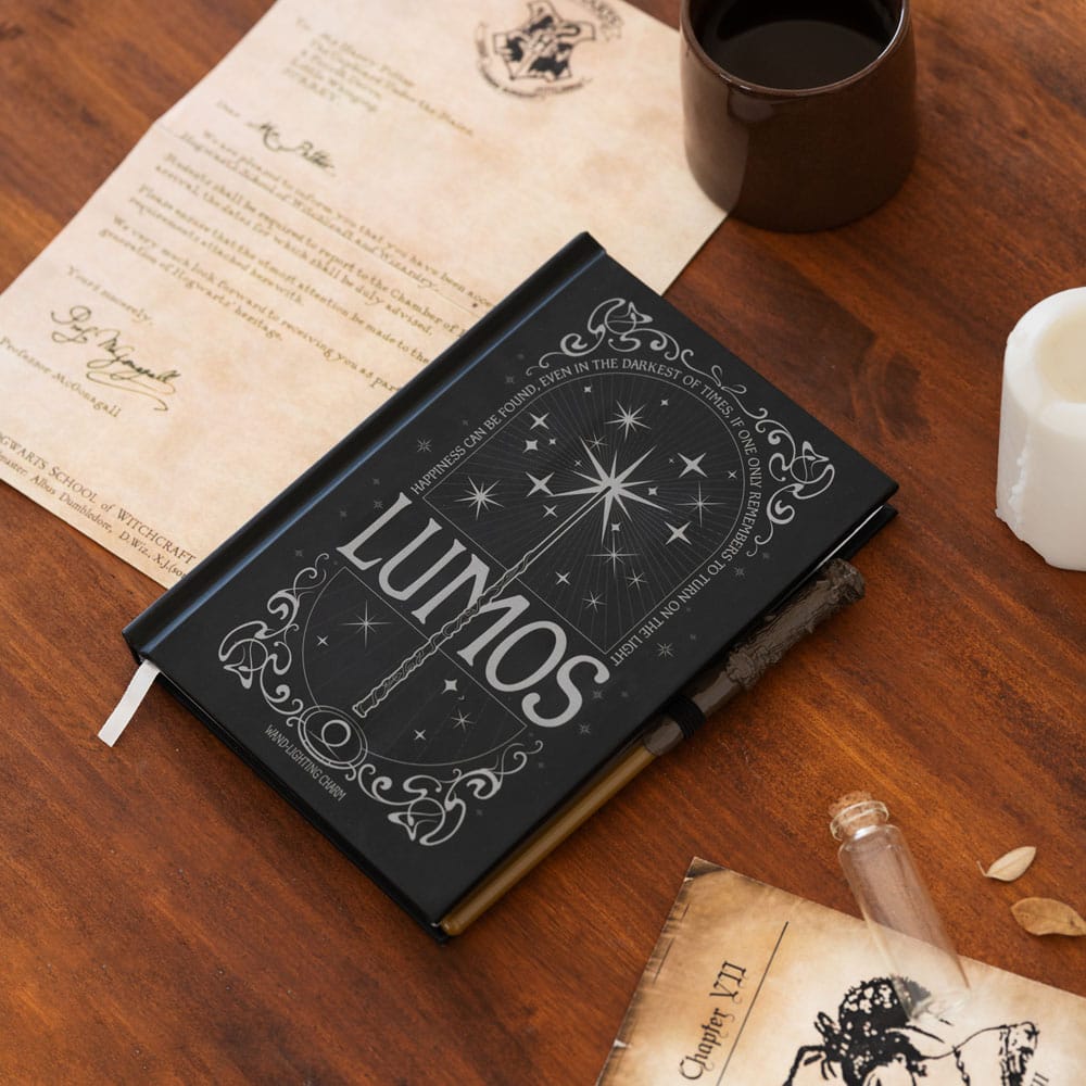 Harry Potter Premium Notebook A5 con Luce Lumos Maxima - Grupo Erik