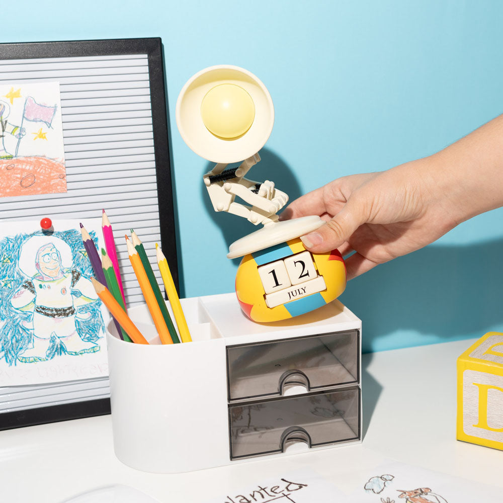 Calendario perpetuo 3D Luxo Jr. Pixar – Grupo Erik