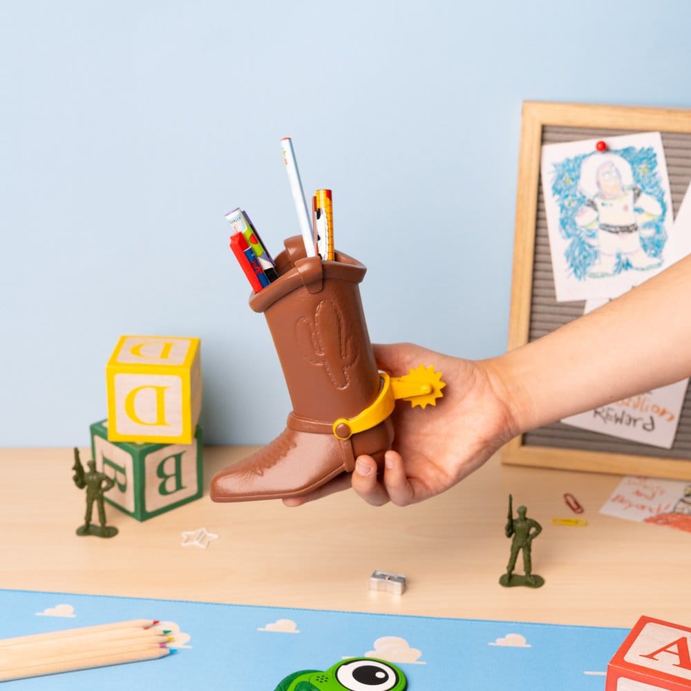 Portapenne Stivale di Woody con Set da Cancelleria Toy Story Disney Pixar Grupo Erik 16 cm