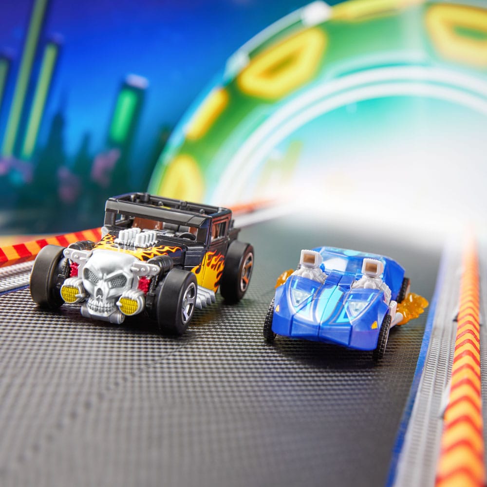 Hot Wheels x Transformers Bone Shaker Action Figure 12 cm - Hasbro
