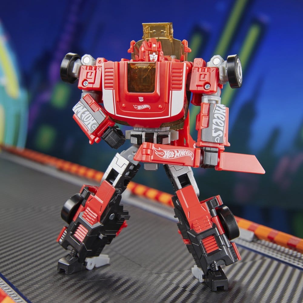 Transformers x Hot Wheels GT-Scorcher Action Figure Deluxe Class 13 cm Hasbro