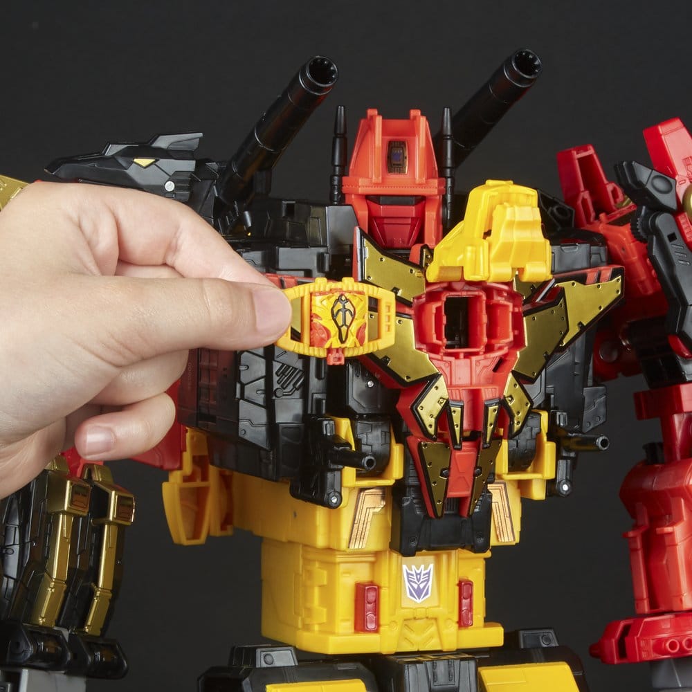 Transformers Power of the Primes Predaking Combiner Action Figure 45 cm