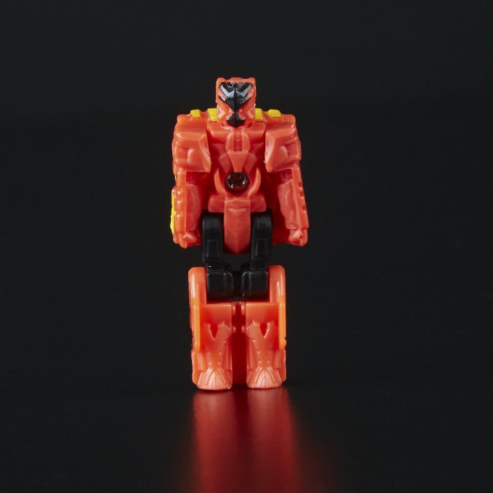 Transformers Power of the Primes Predaking Combiner Action Figure 45 cm