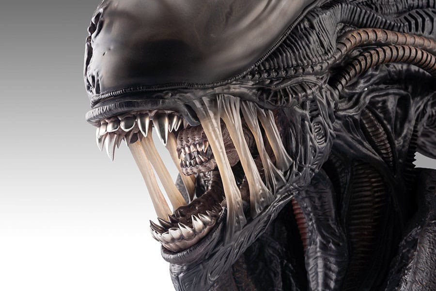 Busto a grandezza naturale Xenomorph Scorched da Alien: Romulus 53 cm - Hollywood Collectibles Group