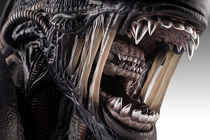 Busto a grandezza naturale Xenomorph Scorched da Alien: Romulus 53 cm - Hollywood Collectibles Group