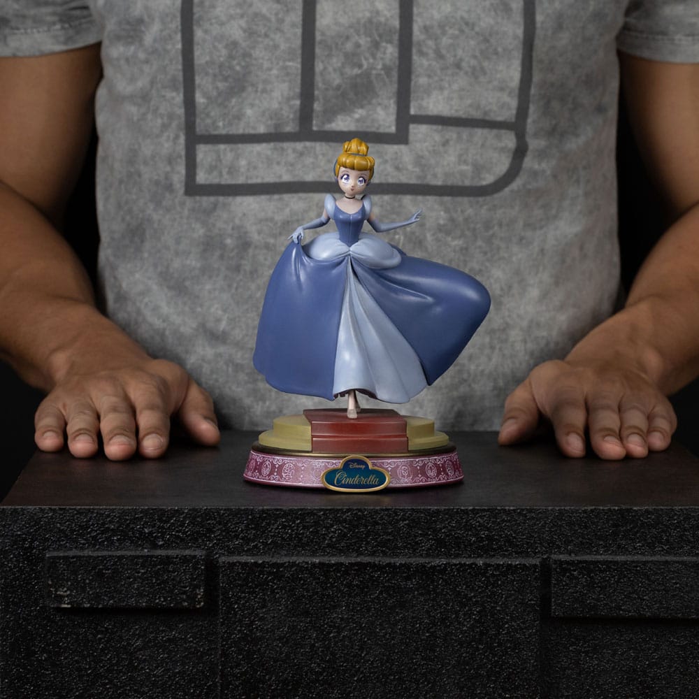 Statuetta Disney Principesse Cenerentola in Scala 19 cm Iron Studios