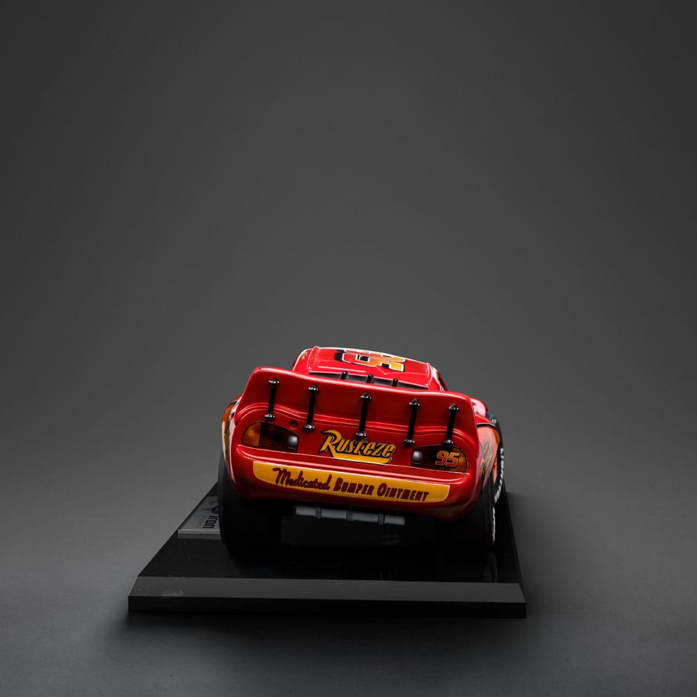 Statua Lightning McQueen - Cars - Art Scale 1/10 di Iron Studios, 11 cm