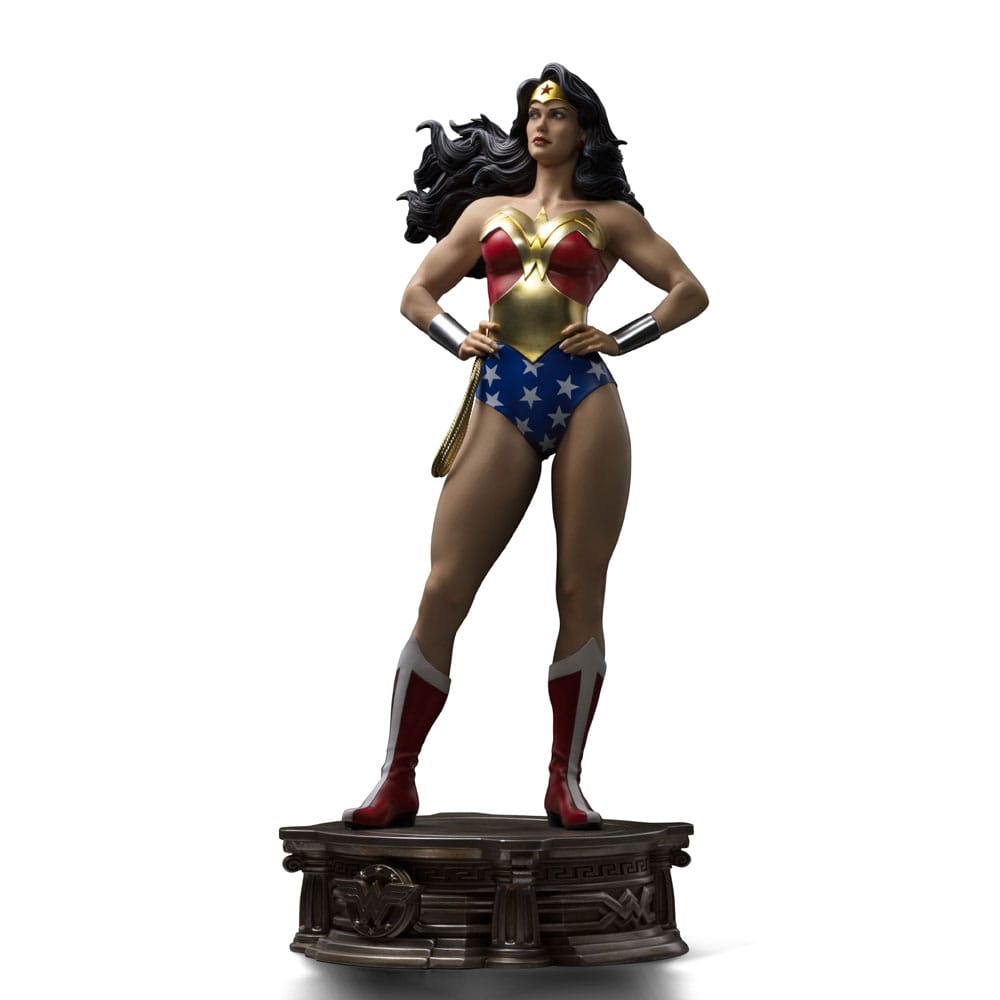 Wonder Woman - DC Trinity - Legacy Replica 1/4 Statua 56 cm Iron Studios
