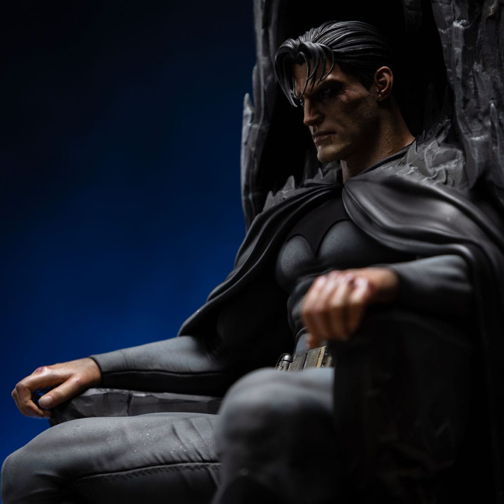 Batman e Bruce Wayne Statua 1/4 DC Comics Iron Studios 79 cm