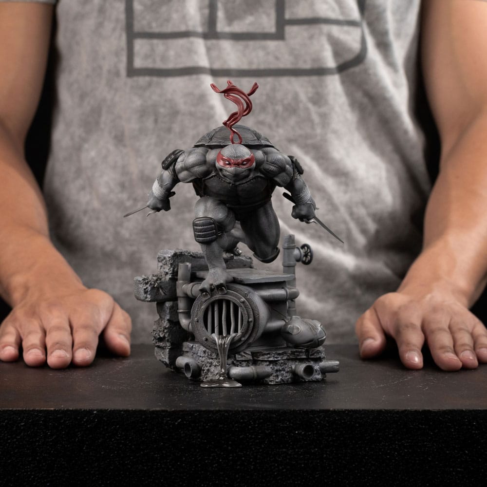 Tartarughe Ninja Art Scale Statua 1/10 Raphael Variante Bianco e Nero 26 cm Iron Studios