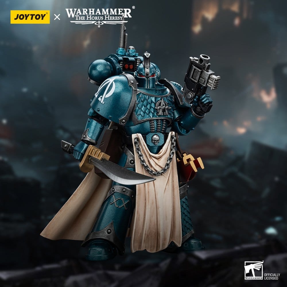 Warhammer The Horus Heresy Action Figure Praetor della Legione Alpha con Spada Energetica 13 cm Joy Toy