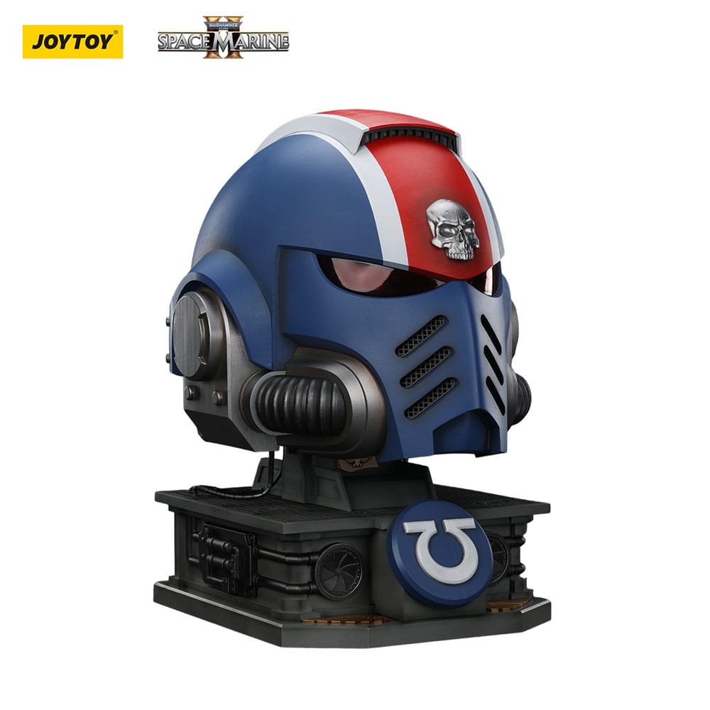 Warhammer 40,000: Space Marine 2 - Replica Elmo Mk X del Tenente Titus con Base Espositiva, 44 cm, Joy Toy