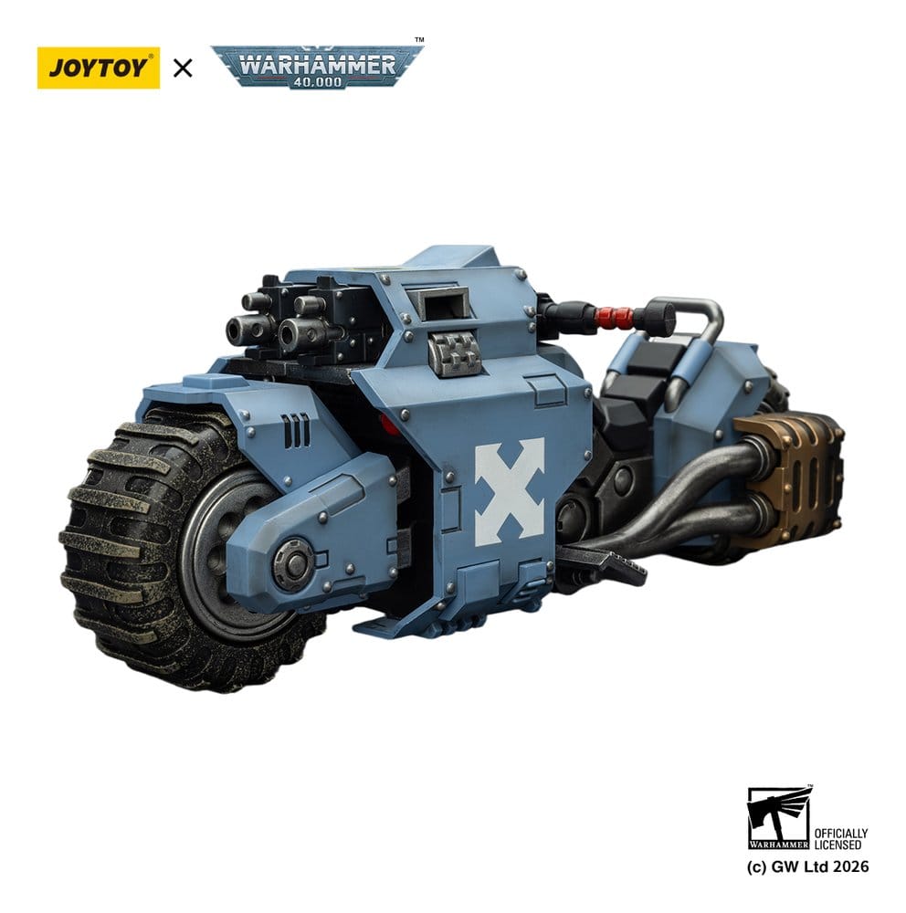 Warhammer 40,000 Action Figure Raider-pattern Combat Bike Space Wolves con Bolt Rifle Gemelli 22 cm Joy Toy
