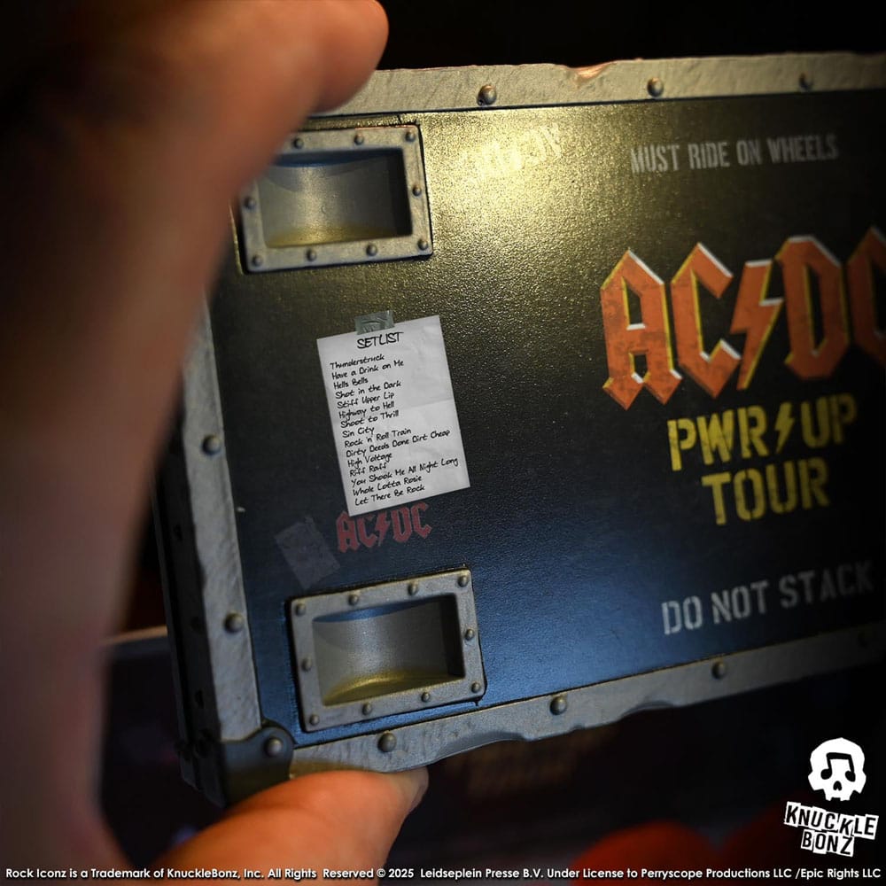 AC/DC Rock Ikonz On Tour Statua PWR UP Tour Road Case - Knucklebonz