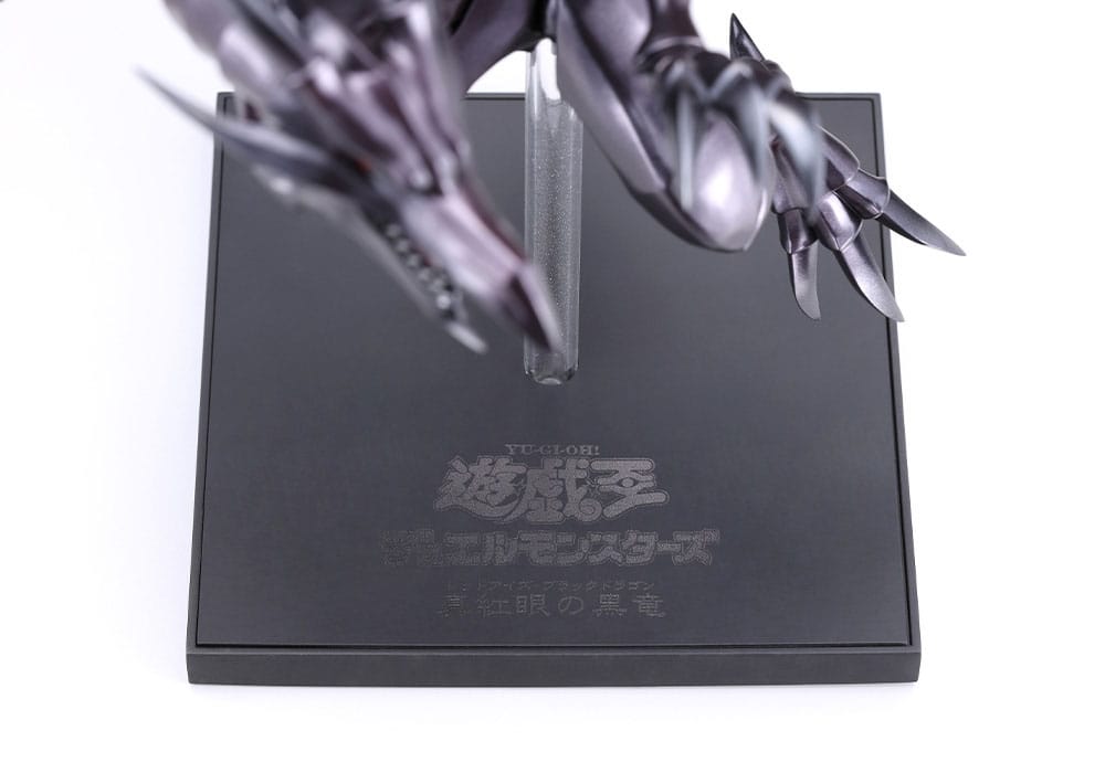 Yu-Gi-Oh! Oshi Works Statua Drago Nero Occhi Rossi 24 cm Kotobukiya