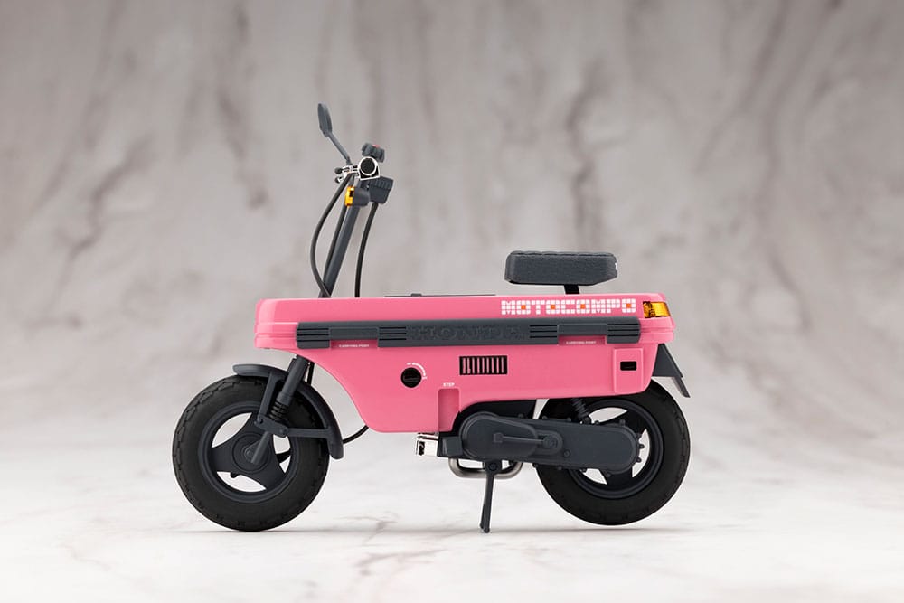 Sousai Shojo Teien Model Kit 1/10 Emma Koishikawa Nocturne con Honda AB12 Motocompo 14 cm