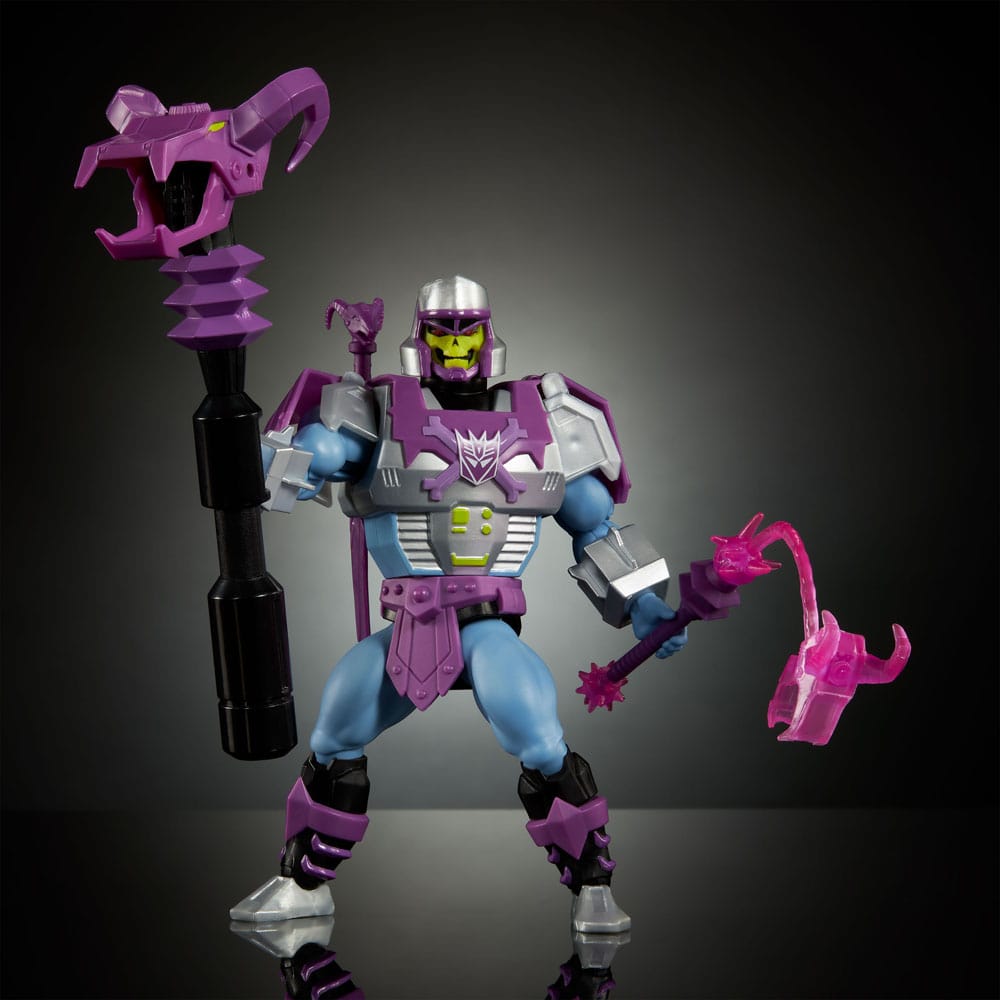 Masters of the Universe x Transformers Megatron Armor Skeletor Action Figure 14 cm - Mattel