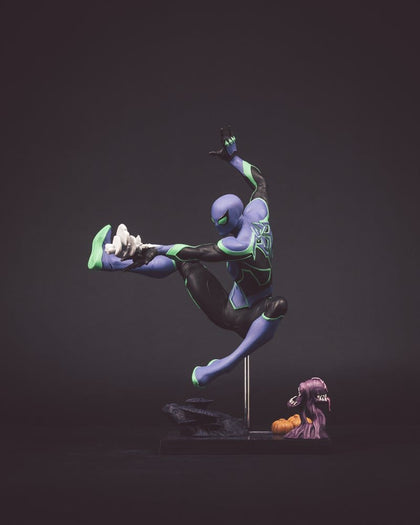 McFarlane Toys - Marvel Rivals Collection - Gamerverse - 1/6 Action Figure - Spider-Man (Platinum Edition) 26 cm