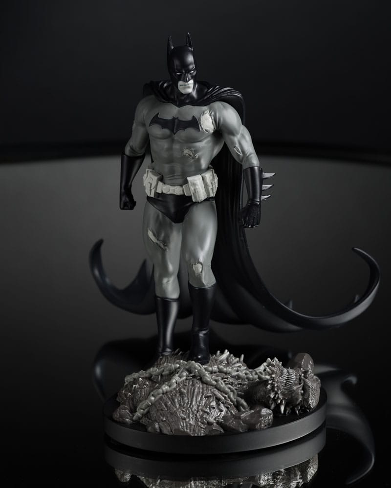 DC Direct Statua 1:10 Batman di Bjorn Barends (Black & White) 18 cm McFarlane Toys