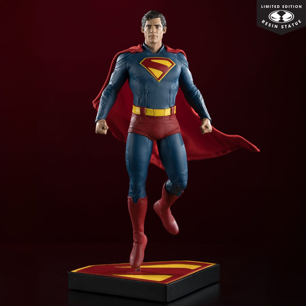 Superman (2025) DC Direct Statua 1:6 35 cm McFarlane Toys