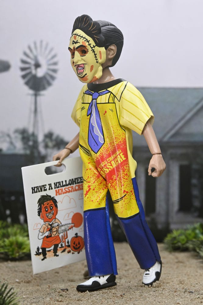 The Texas Chainsaw Massacre Leatherface Action Figure Ben Cooper Costume Series 9 NECA 15 cm