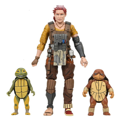 Tartarughe Ninja The Last Ronin The Lost Years Action Figure Grammy April con Yi e Moja 18 cm
