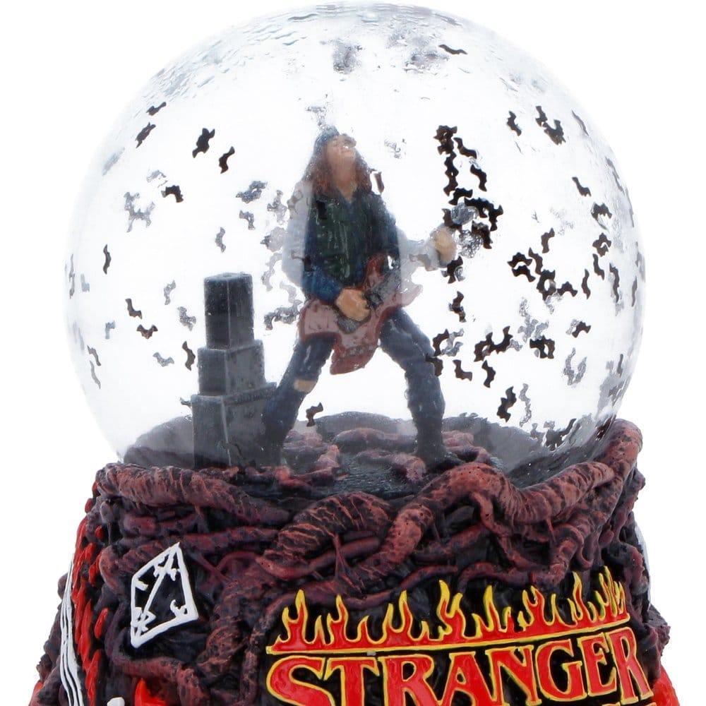 Stranger Things Snow Globe Eddie's Sacrifice 14 cm - Nemesis Now