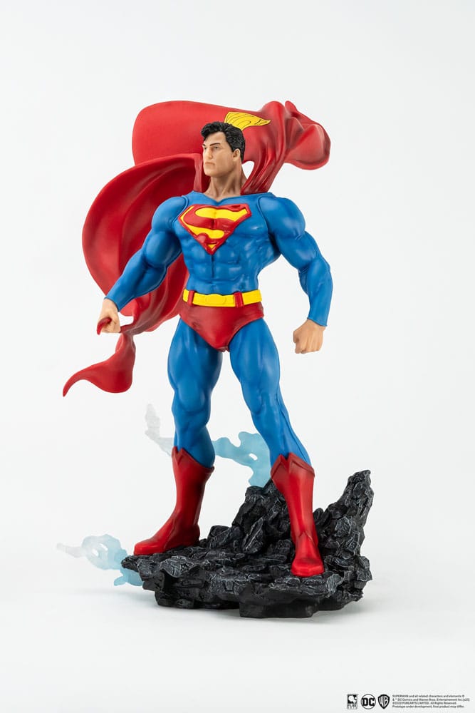Statua Superman Classic Version in PVC 1/8 di Pure Arts - DC Comics