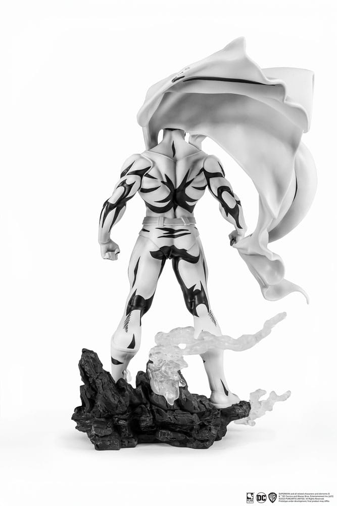 Statua Superman Man of Steel in PVC 1/8 SDCC 2024 versione bianco e nero 36 cm PureArts