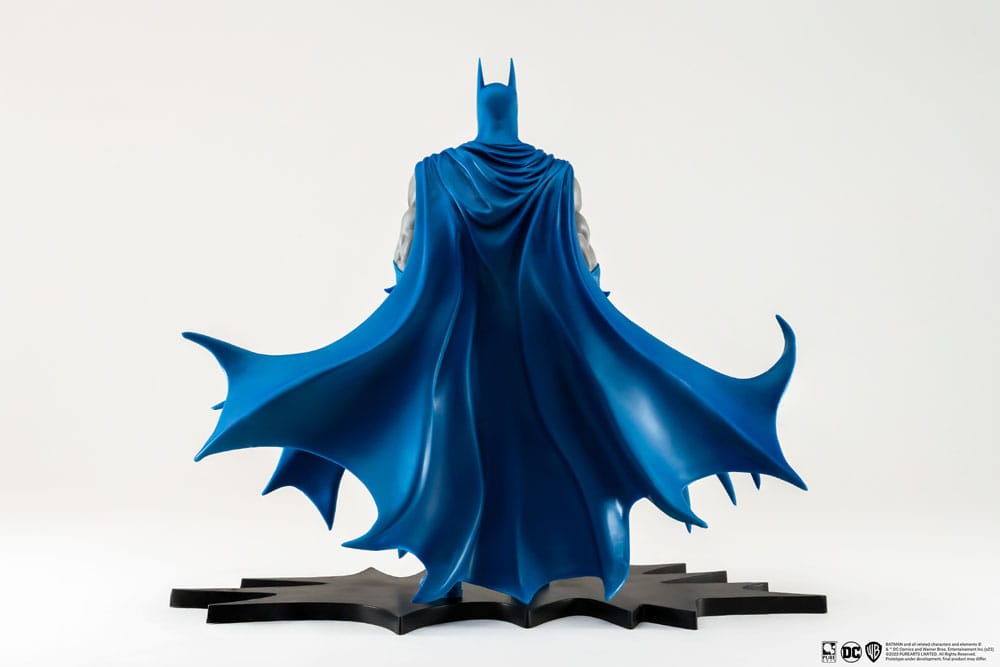 Statua in PVC Batman Classic Version 1/8 di PureArts, 27 cm