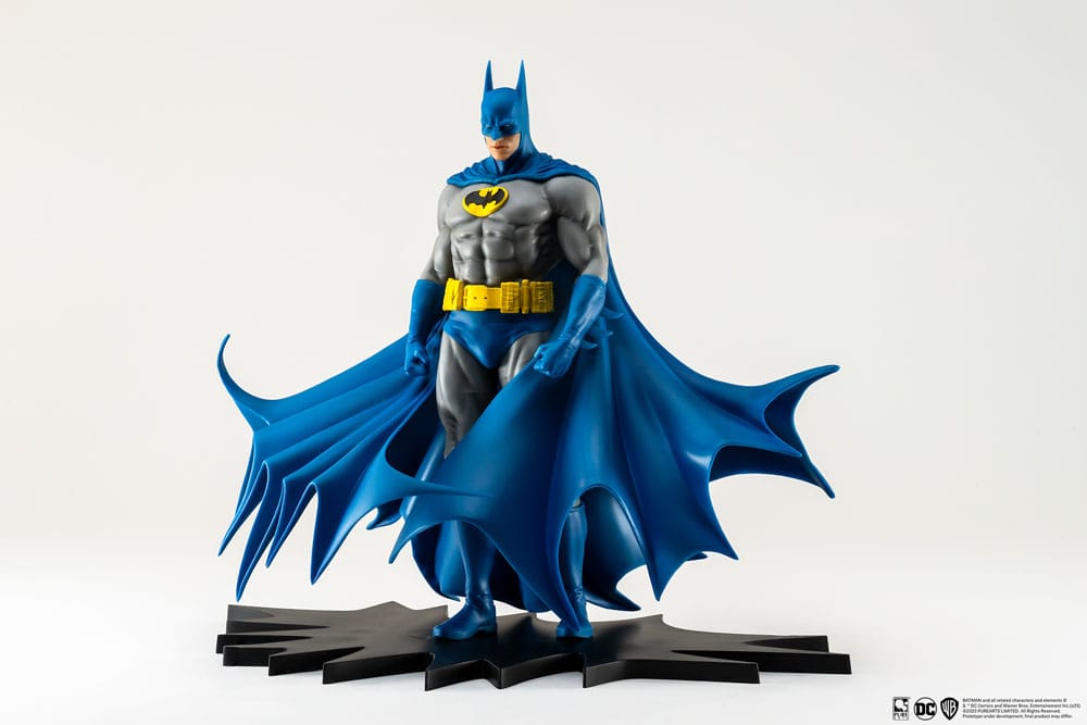 Statua in PVC Batman Classic Version 1/8 di PureArts, 27 cm
