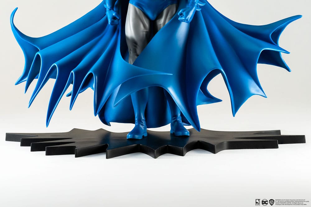 Statua in PVC Batman Classic Version 1/8 di PureArts, 27 cm