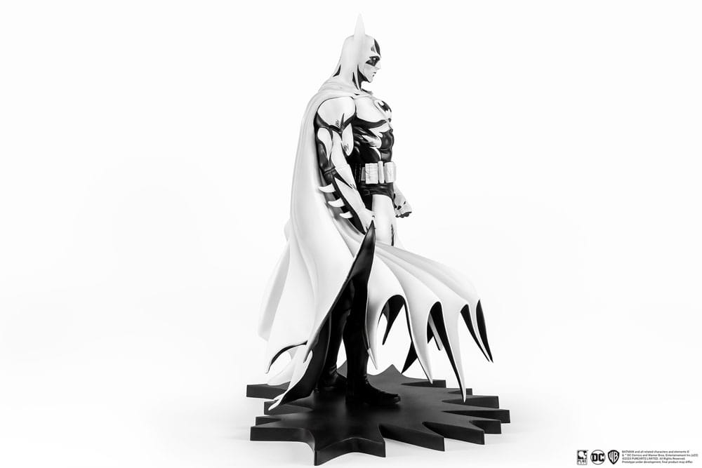 Batman statua in PVC 1/8 SDCC 2024 Black & White Version 27 cm - PureArts
