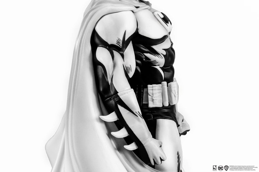 Batman statua in PVC 1/8 SDCC 2024 Black & White Version 27 cm - PureArts
