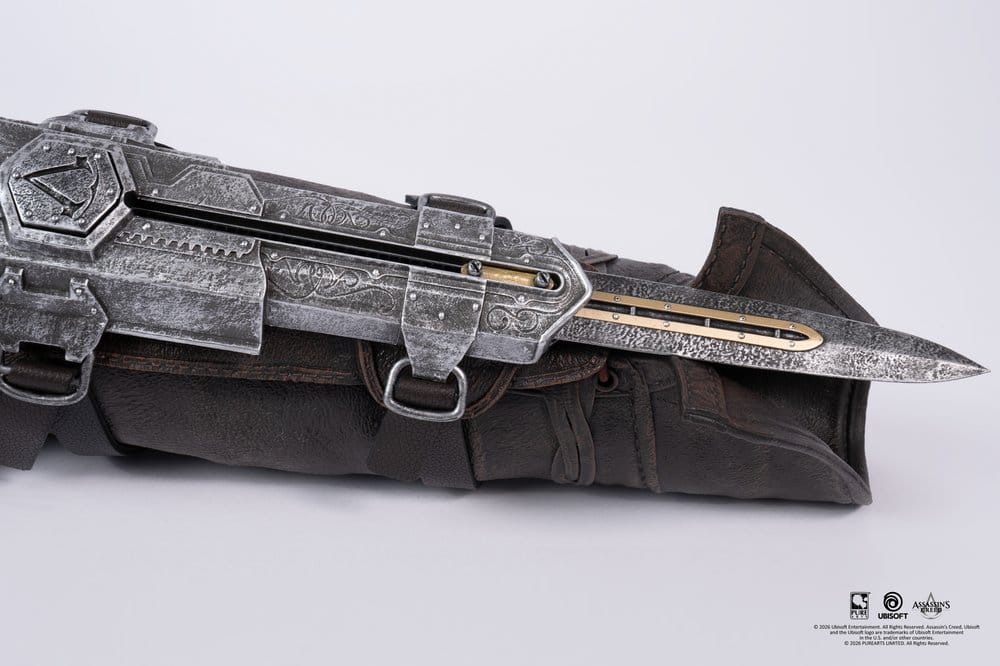 Assassin's Creed Replica 1/1 Lama Celata di Edward, Pure Arts