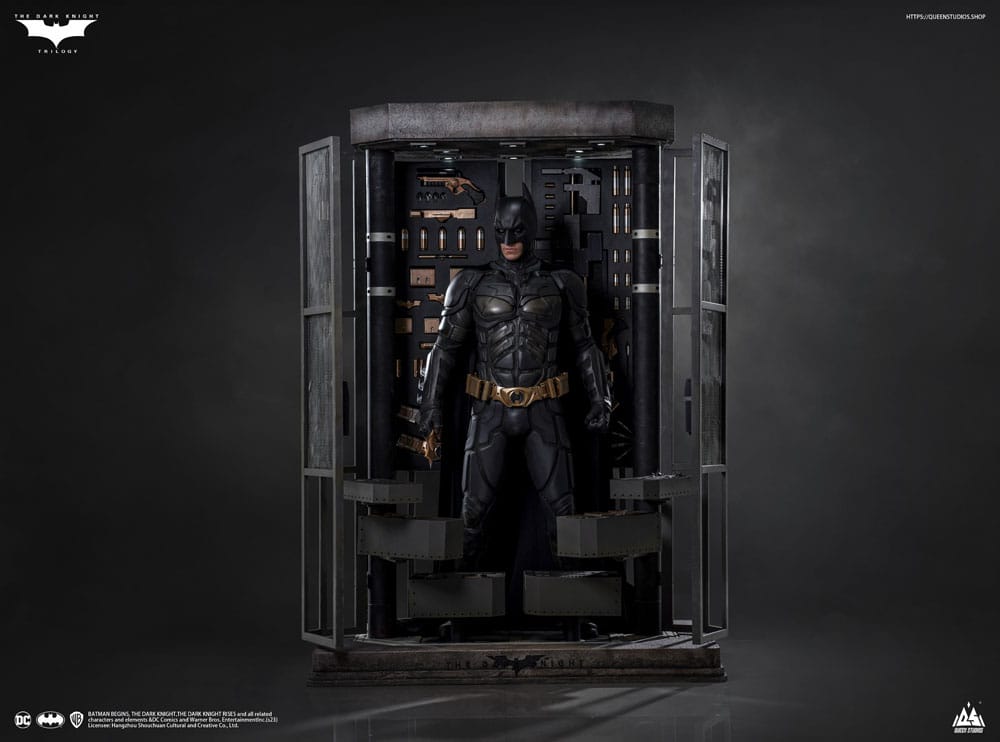 Statua a grandezza naturale Batman Ultimate Edition di The Dark Knight, Queen Studios, 207 cm