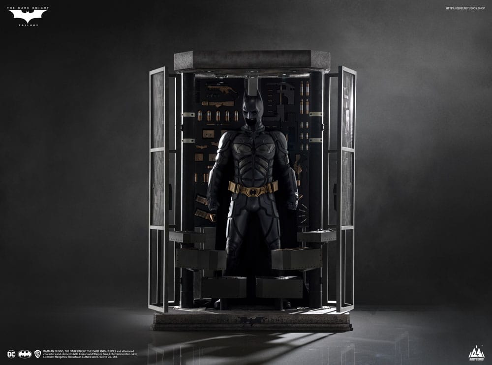 Statua a grandezza naturale Batman Ultimate Edition di The Dark Knight, Queen Studios, 207 cm