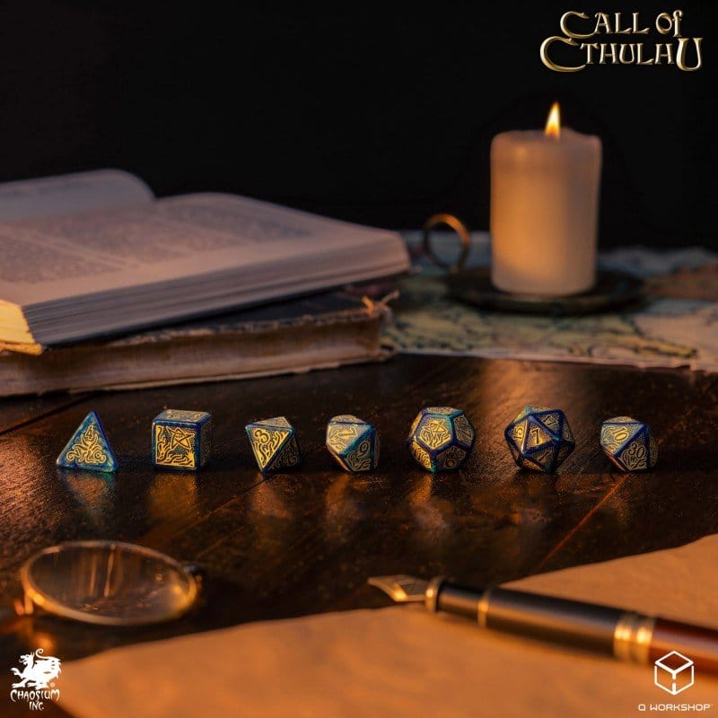 Q Workshop Call of Cthulhu 7th Edition Set di 7 Dadi Blu-Verde e Oro