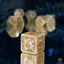 Set di 7 Dadi Polyhedral Jumbo Elvish Q Workshop, Beige Shimmering e Rame Metallizzato